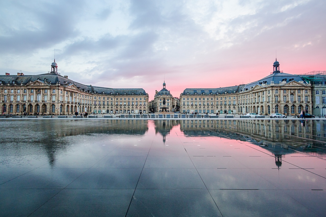 bordeaux-ga3ec0c63a_1280 Bordeaux